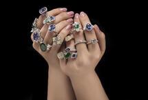 Elképesztő eljegyzési gyűrűk, avagy mennyibe kerül a szerelem