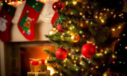 Tanácsok a akrácsonyfa díszítéséhez Karácsonyfa díszítés profin