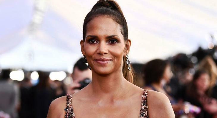 Így őrzi meg 25 éves testét 50 felett is Halle Berry Így őrzi meg 25 éves testét 50 felett is Halle Berry