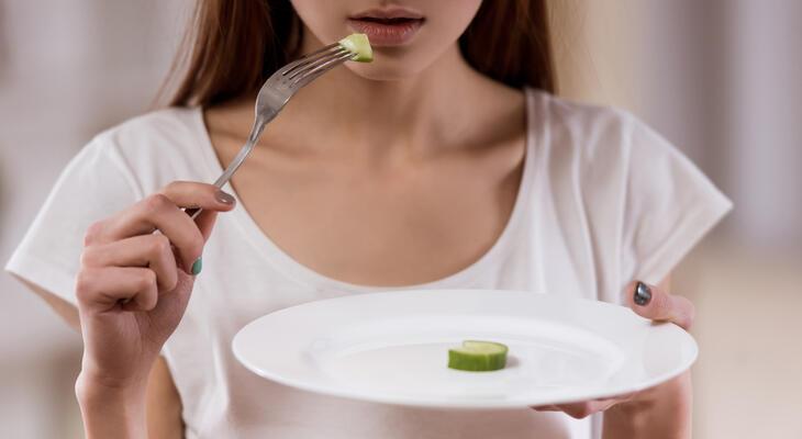 Az anorexia jelei Az anorexia tünetei