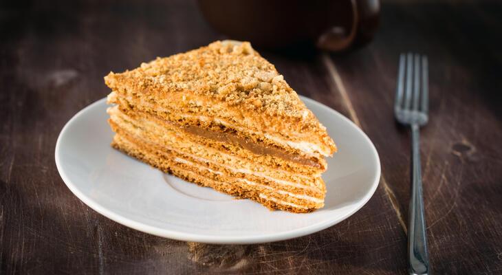 karácsonyi recept: tökéletes mézes krémes karácsonyi sütemény: mézes krémes recept