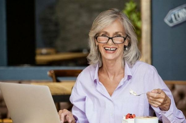 Egy 60 éves nő 45 elgondolkodtató tanácsa 30 éves társaihoz