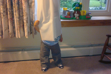 Kinek a gyereke ne imádna bújócskázni? :D Na az már más kérdés, hogy ki mennyire jó benne... De akármilyen bénák is, még így is irtó aranyosak, nézzétek meg a képeket!