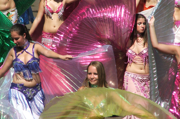 Nincs szebb látvány egy hastáncoló anyukánál