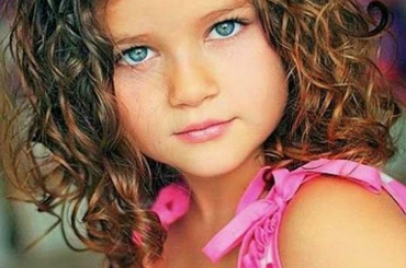 Hullámos haj lányoknak Hullámos haj lányoknak