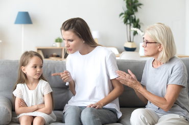 szülő-gyerek konfliktus