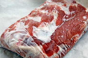 Szakácsok nagy titka – Így olvaszd ki a fagyott húst öt perc alatt!