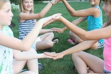 Tapsolós játékok Tapsolós játékok / Megmutatjuk, hogyan játsszátok!