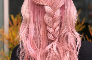 Ezeket a gyönyörű, rózsaszín frizurákat látnod kell!