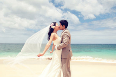 Házasságkötés Hawaii-szigeteken Esküvőt szeretnél Hawaiin? Ennyibe kerül a legolcsóbb csomag!