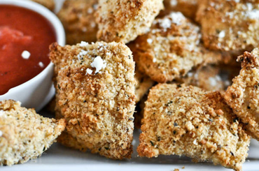 Így készül a szuper finom diétás rántott sajt Készítsünk diétás rántott sajtot!