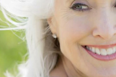 Fiatalító sminktippek