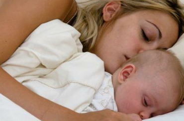 Ne aludj a babával egy ágyban!