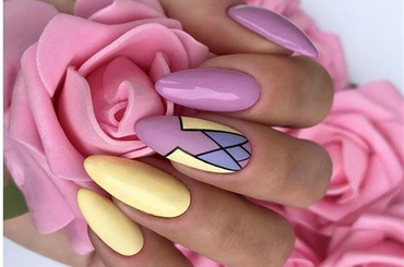 Csodálatos pasztell körmök