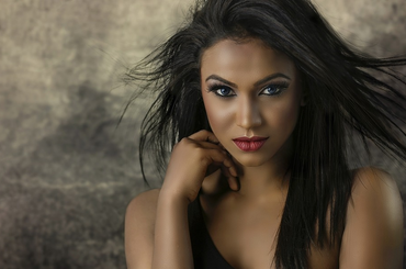 A csodás lányoknak nehezebb, mint gondolnánk A csodás lányok is nehezen találják a szerelmet