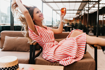 Ez a 6 ruhadarab alap minden nő szekrényében!