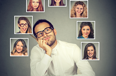 Jelek, hogy a pasi dobni fog, ha talál valaki mást