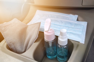 Kézfertőtlenítő a kocsiban - tényleg kigyulladhat?