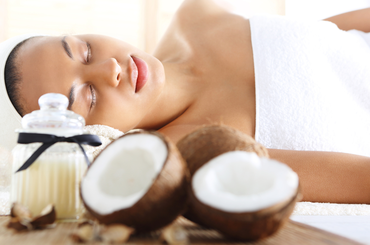 Így használd a kókuszolajat a szépségápolásban