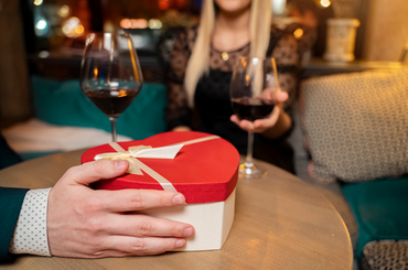 Nők a pénzes pasikra buknak? 