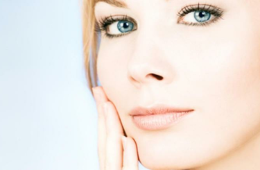 Bőrfeszesítés, feszes bőr