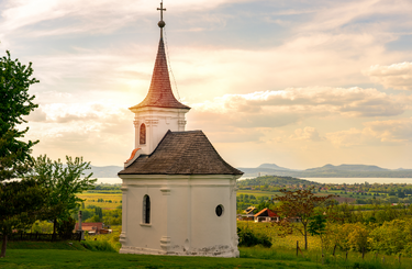 Kihagyhatatlan Balaton-felvidéki látnivalók tavaszra