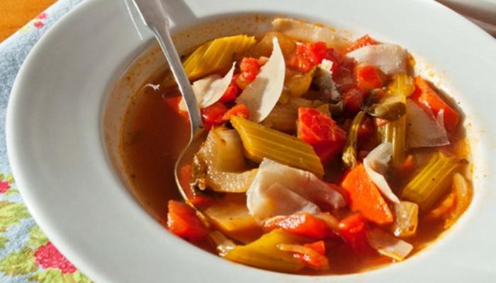 Legjobb levesek fogyni: Hogyan segít a leves a fogyásban? - kombifire.nl